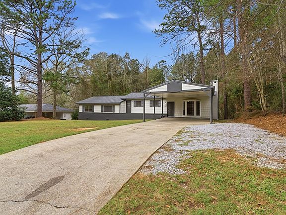 3rd image of 37 Oakcrest Rd