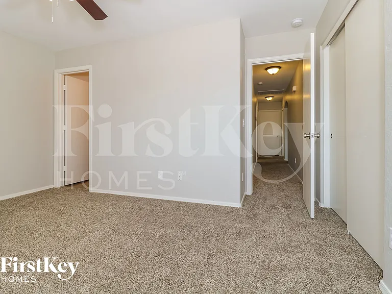 1071 S 224th Ln — Photo 10