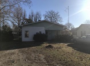 734 S Jefferson Ave, Du Quoin, IL 62832