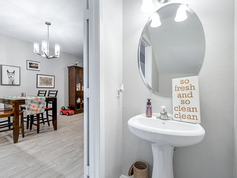 5005 Barnstead Dr — Photo 16