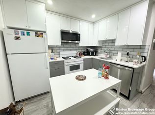 90 Hammond St APT 2, Boston, MA 02120