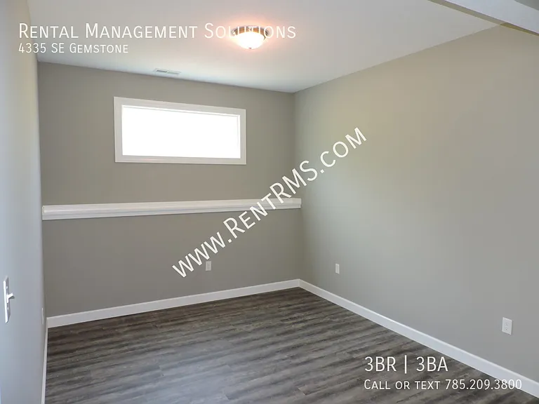 4335 SE Gemstone Ln — Photo 17