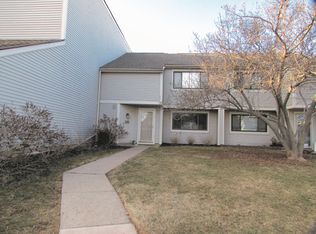 406 Heritage Dr, Harleysville, PA 19438
