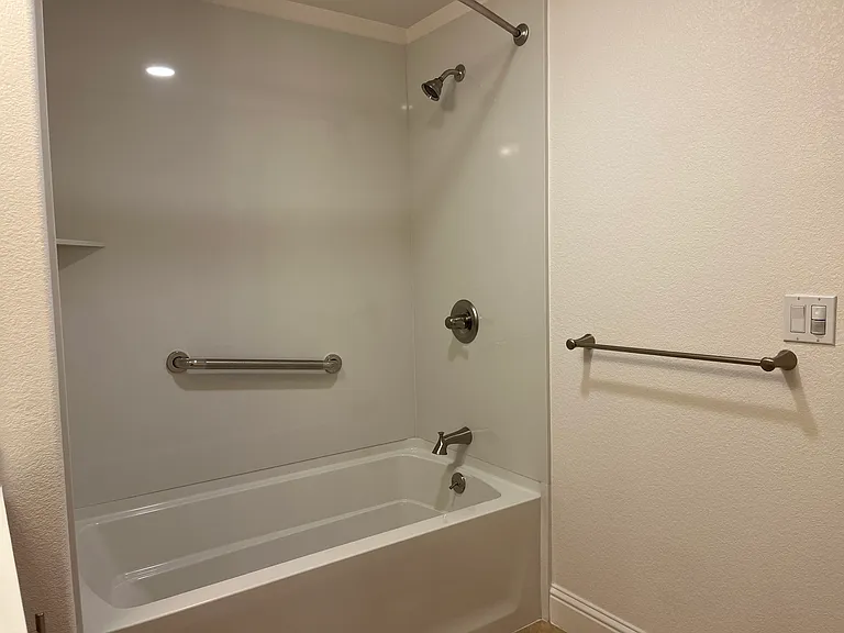 2585 El Camino Real #419 — Photo 28