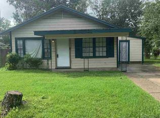 2297 E Lucas Dr, Beaumont, TX 77703