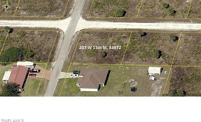 1st image of 207 W 13th St