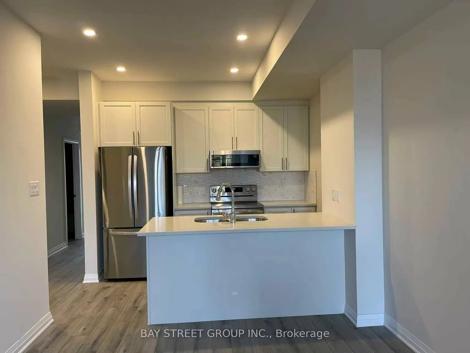 2 bed, $2,650 — Photo 2