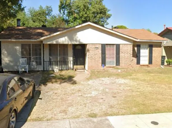 1925 Saturn St, Bossier City, LA 71112
