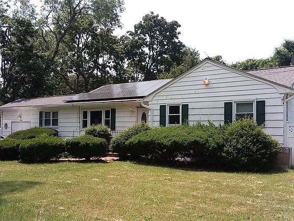 3rd image of 1424 Penataquit Ave