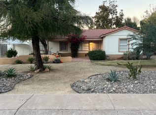 2208 E Earll Dr, Phoenix, AZ 85016