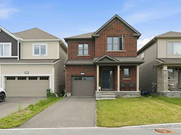 105 Alamo St, Ottawa, ON K2J 6T1