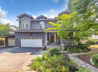 231 Rosewood Ln, Central Pt, OR 97502