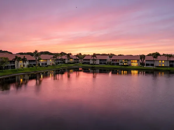14407 Via Royale #1, Delray Beach, FL 33446