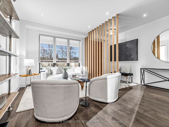 4th image of 41 Invermay Ave