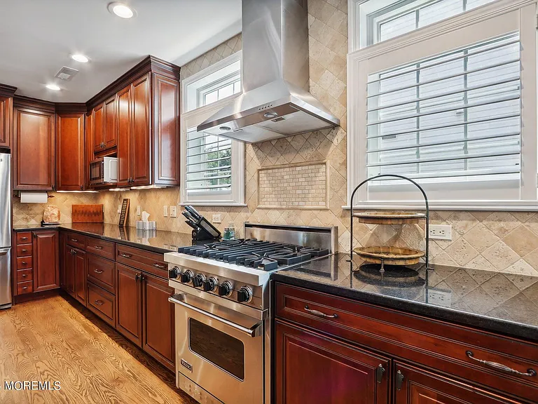 317 Worthington Ave — Photo 24