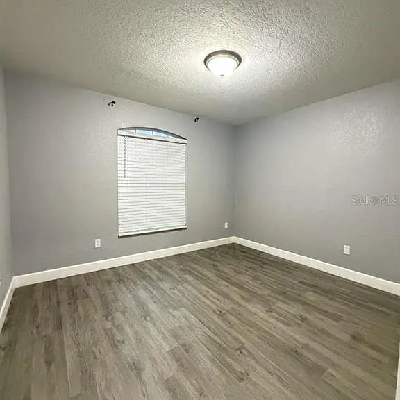 1105 Toluke Point — Photo 15