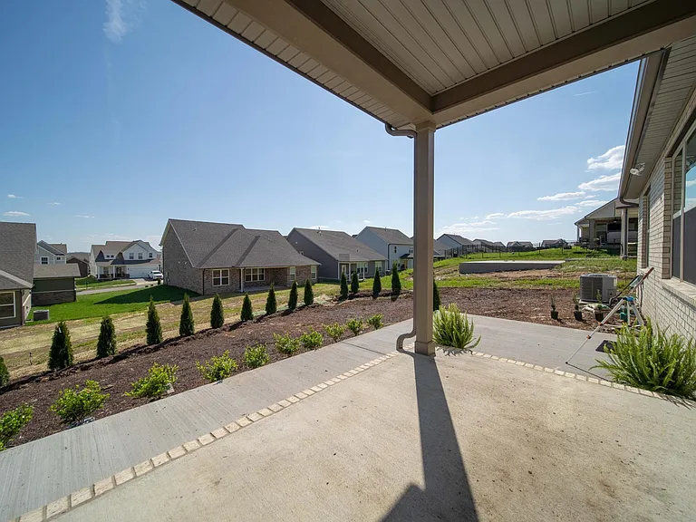 253 Gulfstream Dr — Photo 8