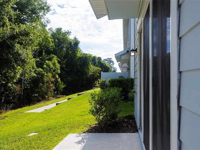 4609 Sparkling Shell Ave — Photo 22