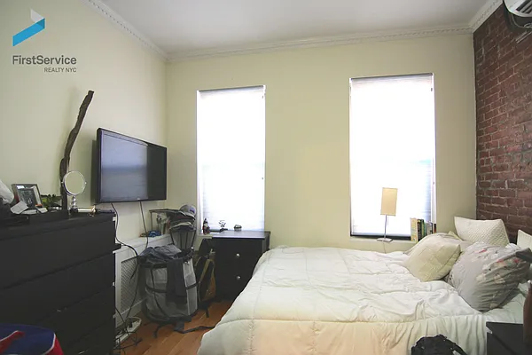 Rented by FirstService Realty (legacy) | media 33