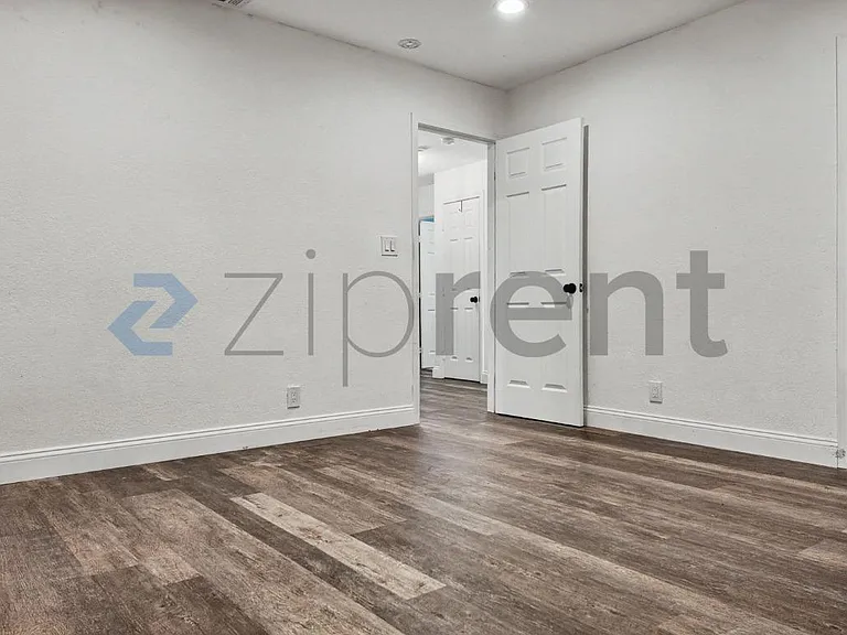 3422 9th Ave — Photo 34