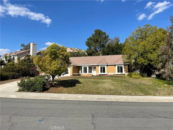 5341 Azul Ct, Riverside, CA 92505