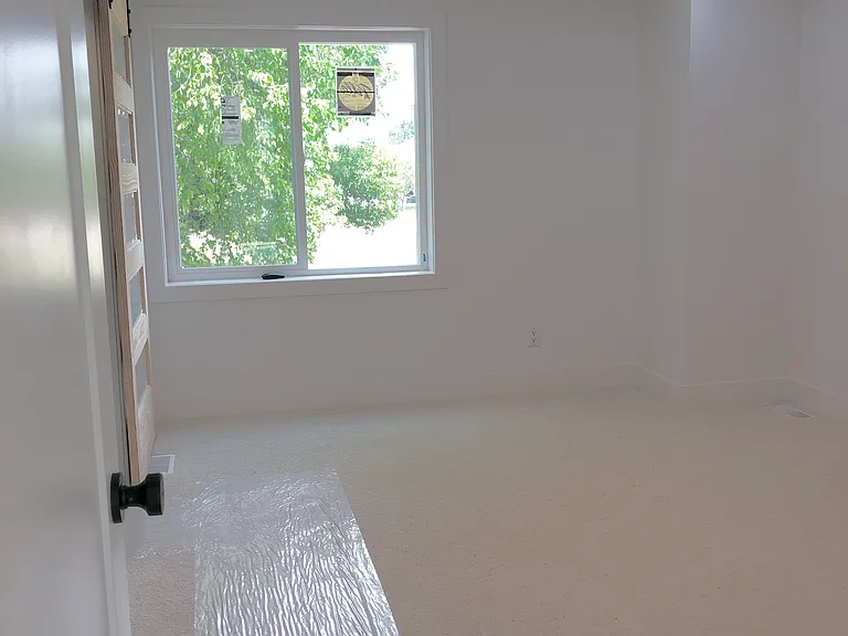 811 Burr Oaks Dr #1001 — Photo 8