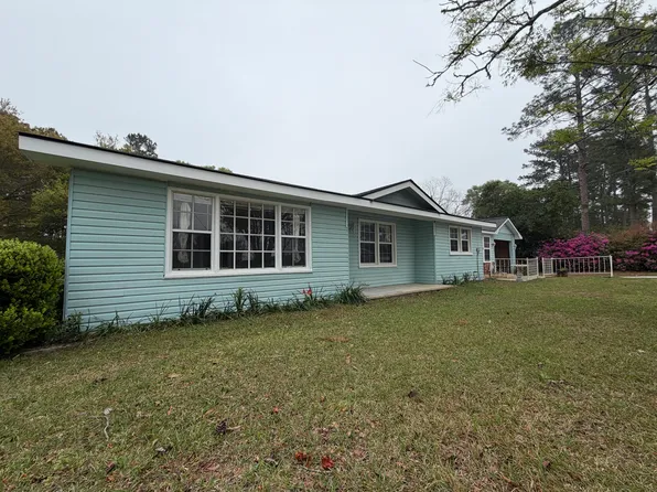 2186 Old Doerun Rd, Moultrie, GA 31768