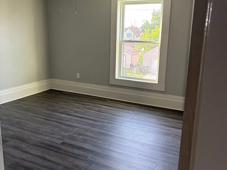 403 S McKinley Ave — Photo 17