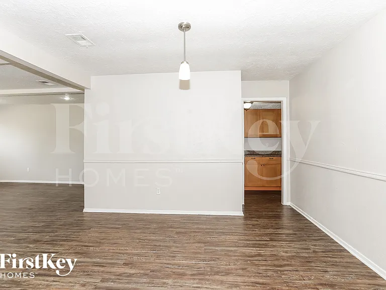 22519 Rockgate Dr — Photo 5