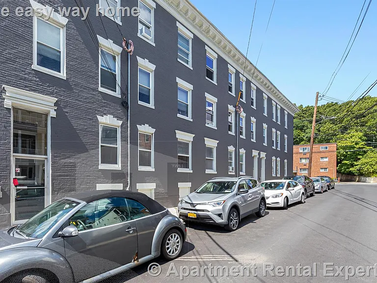 44 Brackett St #1 — Photo 15