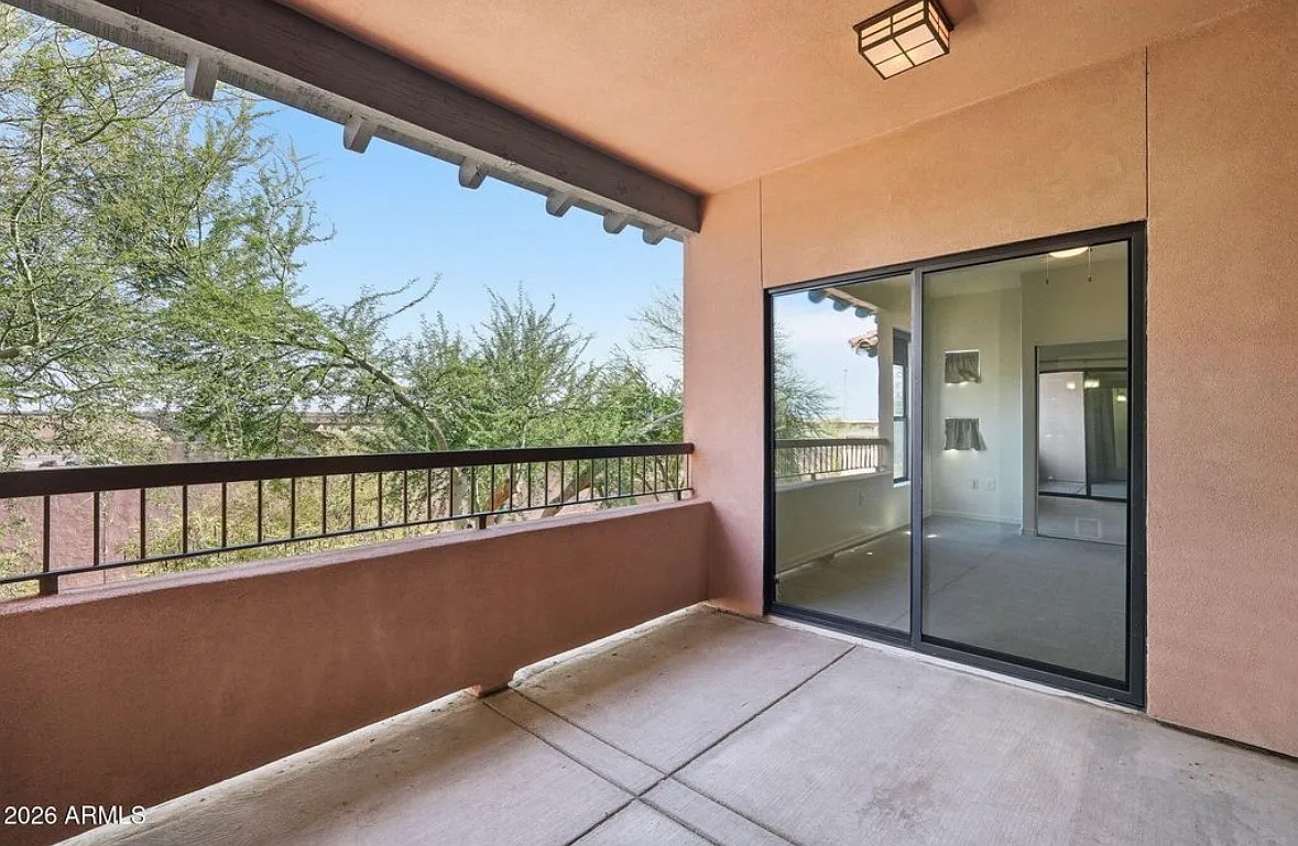 3 bed, 1647 sqft, $2,745 — Photo 3