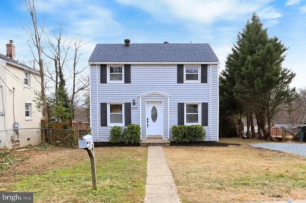 3 bed, 1120 sqft, $3,500 — Photo 1