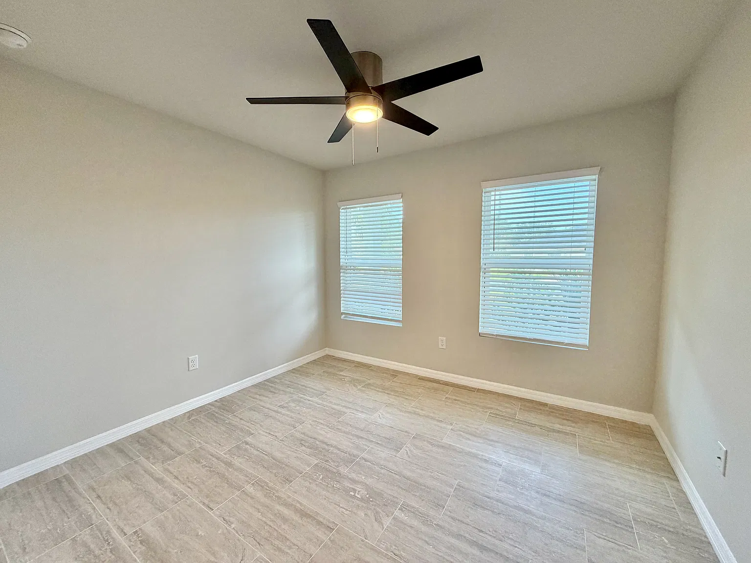 4 bed, 1446 sqft, $1,850 — Photo 3