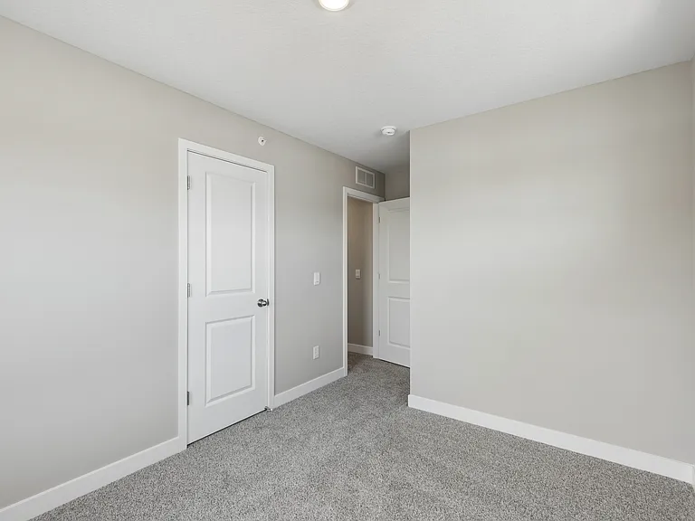 6719 Hinterland Trl S — Photo 24