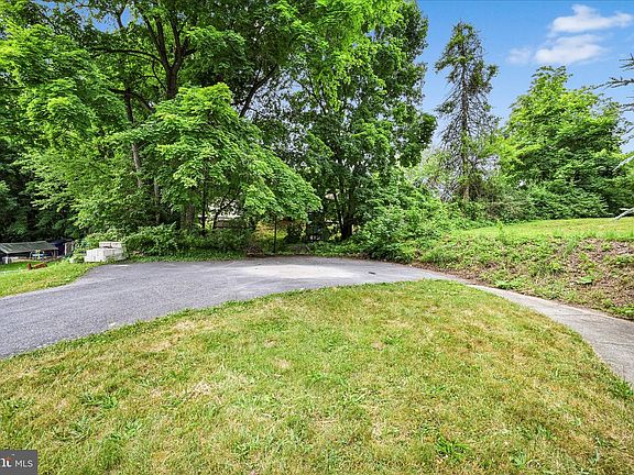 5th image of 314 Wertzville Rd