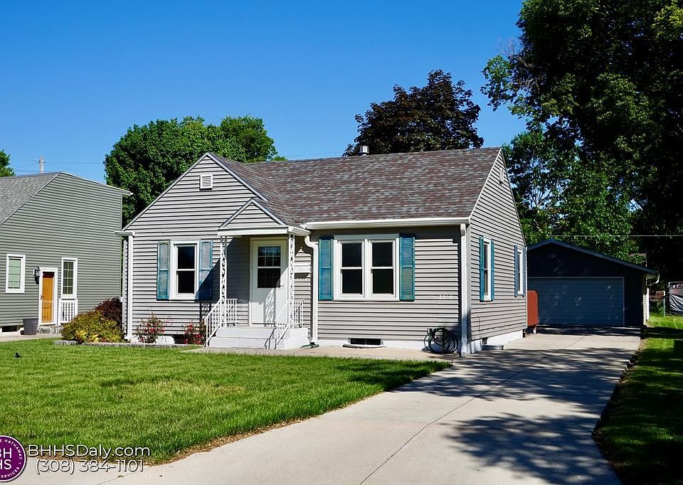 1st image of 2516 W Louise St