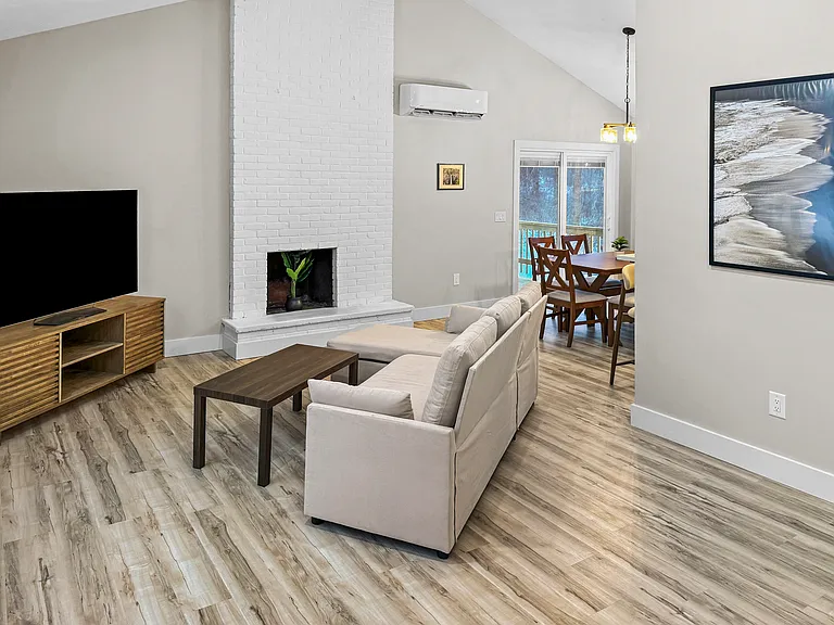 94 Genung Rd #1 — Photo 2