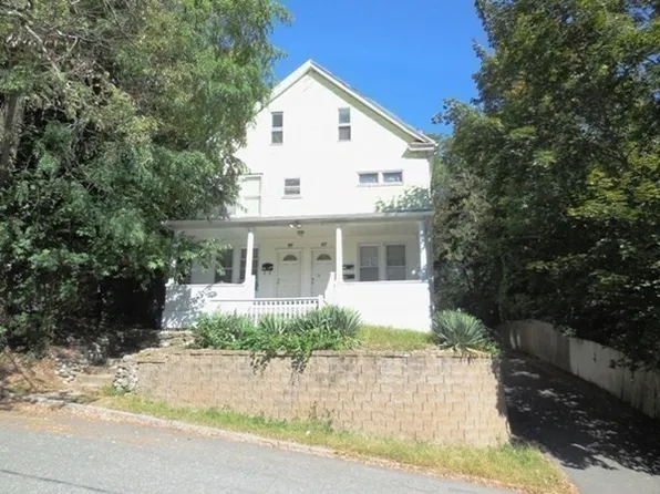 97-99 Brookline Ave, Holyoke, MA 01040