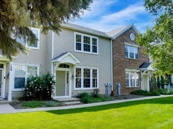 131 Springbrook Trl S, Oswego, IL 60543