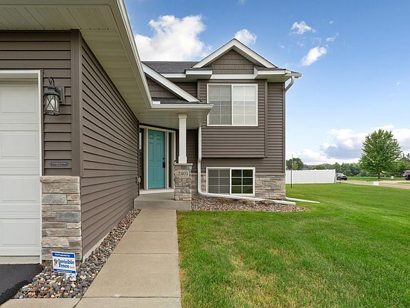 5th image of 2401 Foxtail Ln