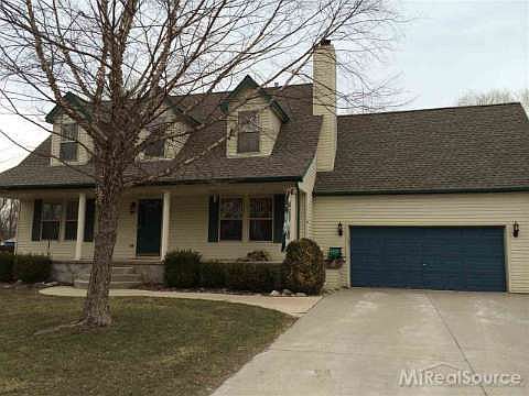 1st image of 39030 Winkler St
