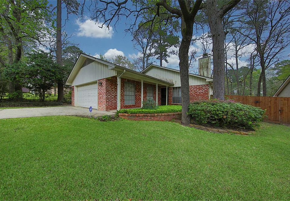 1st image of 67 Blush Hill Dr