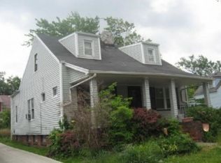 875 Lecona Dr, Cleveland Heights, OH 44121