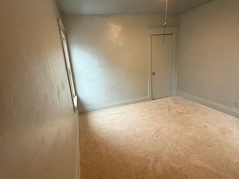 138 Poultney Ave #1 — Photo 3