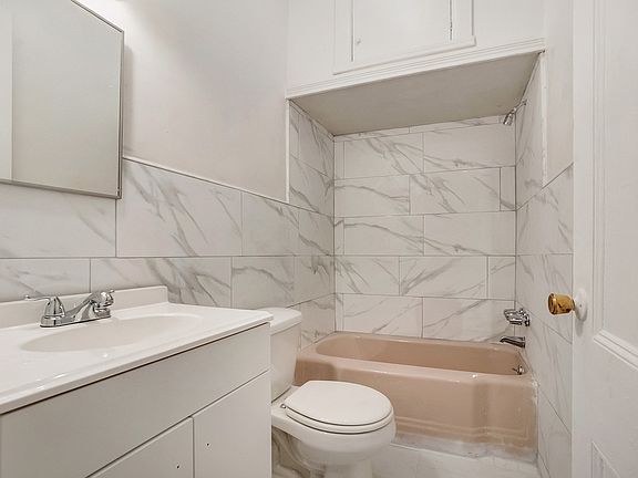 4th image of 102 E 30th St #3REAR