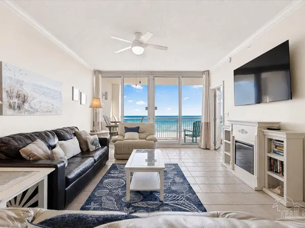 8499 Gulf Blvd APT 303, Navarre, FL 32566