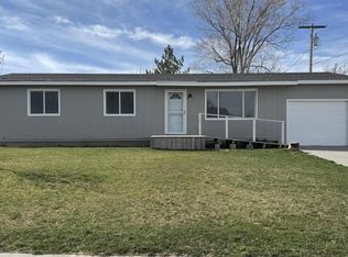 101 Sunset Cir, Buhl, ID 83316