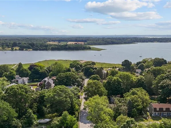 16 Laurel Ln, Warren, RI 02885