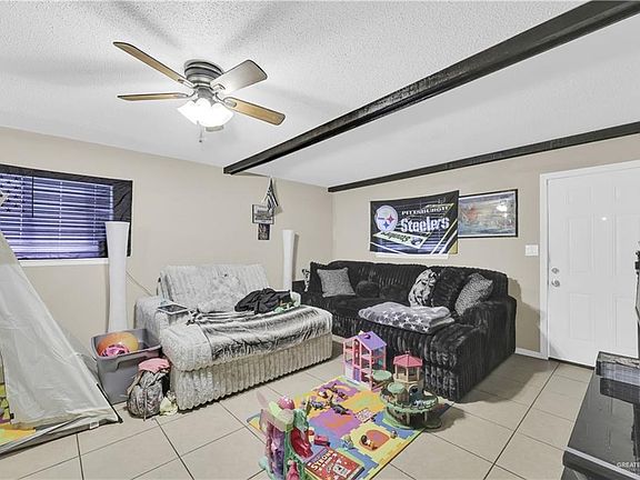 5th image of 1104 Fern Ave