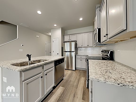 5th image of 3454 Shoal Oak Ct #3454